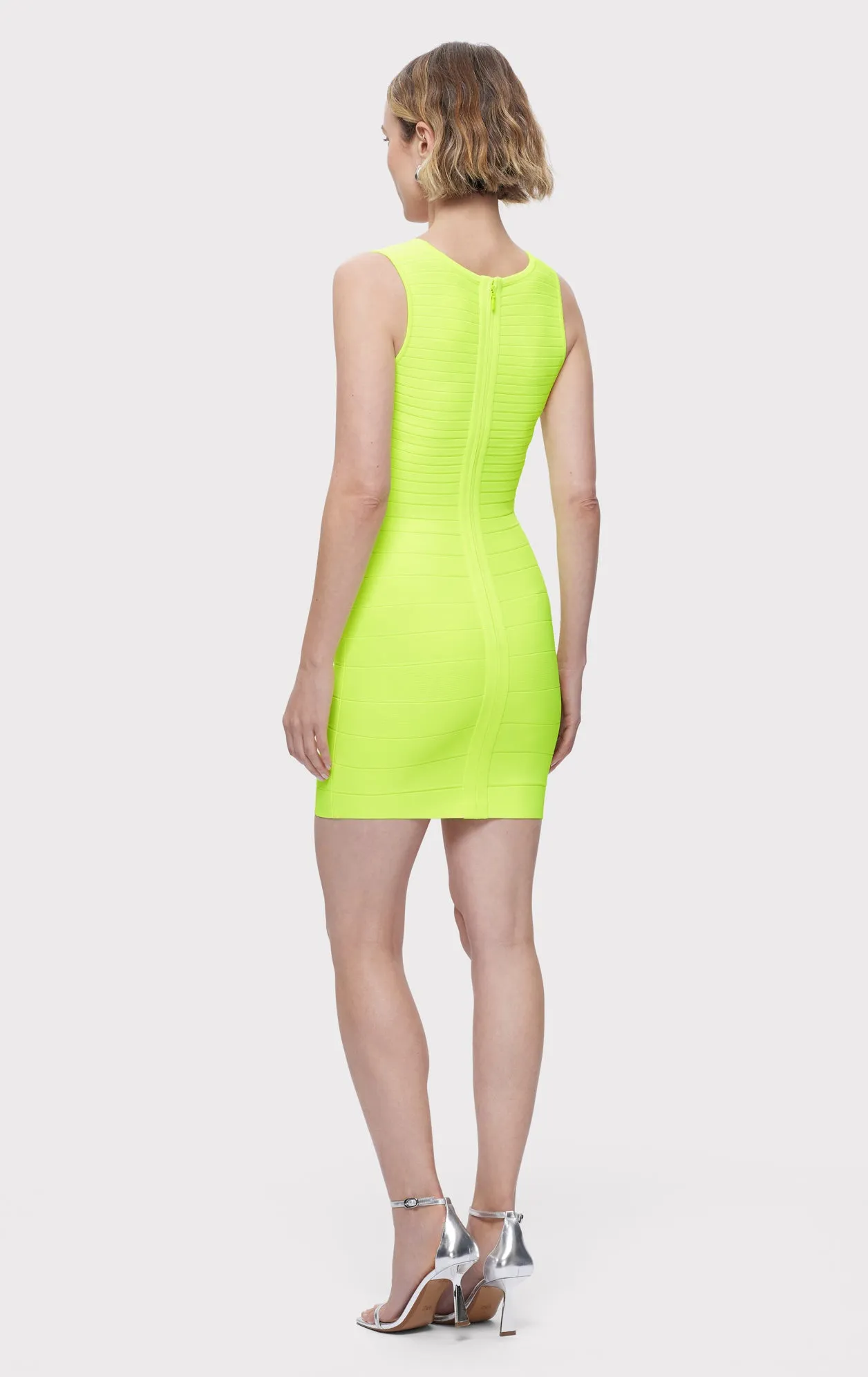 BANDAGE S/L SCOOP NECK MINI DRESS