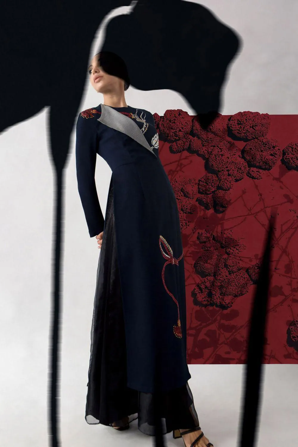 Dragon Sheath Round Neck Hopsacking Calf Length Ao Dai