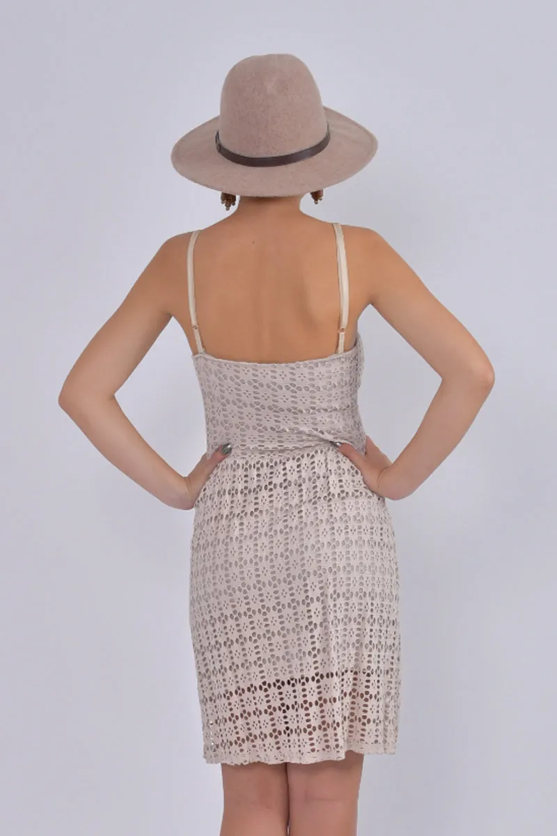 Sleeveless Broderie Detailed Dress