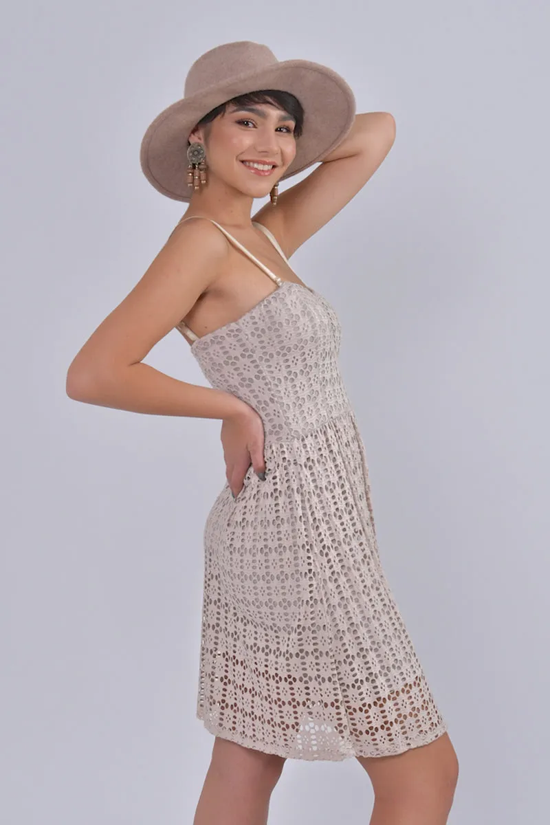 Sleeveless Broderie Detailed Dress