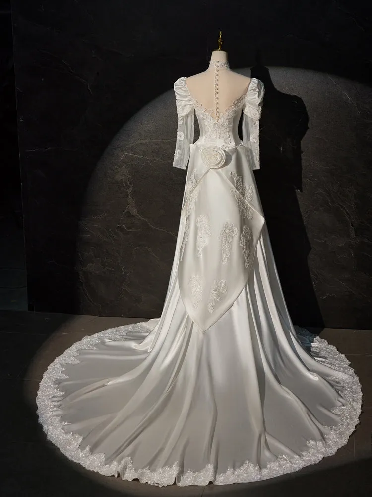 Vintage Satin Gorgeous Long Sleeves Appliques Wedding Dresses